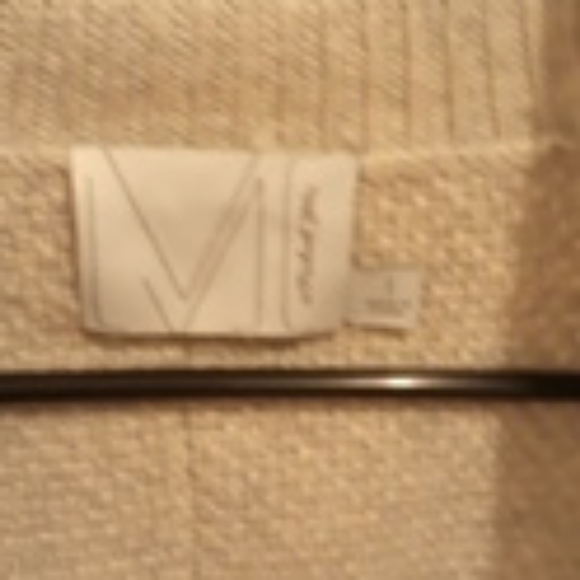 M sweater/ top made by Micheal Stars! - Picture 3 of 7